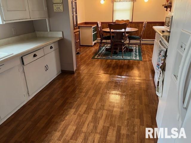 507 E Market St, Taylorville, IL 62568 - photo 10
