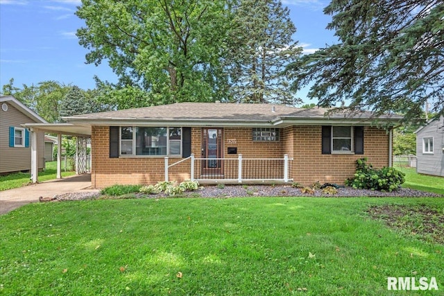 2307 E Eastview Dr, Springfield, IL 62702 - photo 1