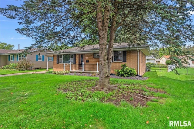 2307 E Eastview Dr, Springfield, IL 62702 - photo 3