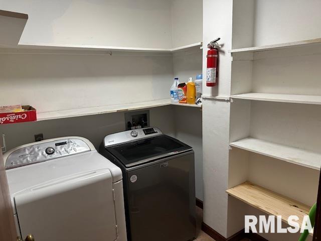 1000 E Washington St, Riverton, IL 62561 - photo 23