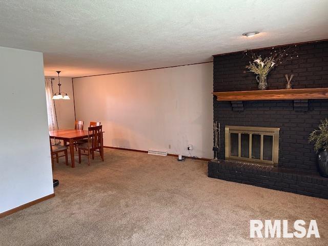 1000 E Washington St, Riverton, IL 62561 - photo 6