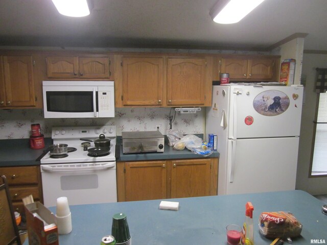 421 N Rutledge St, Mason City, IL 62664 - photo 12