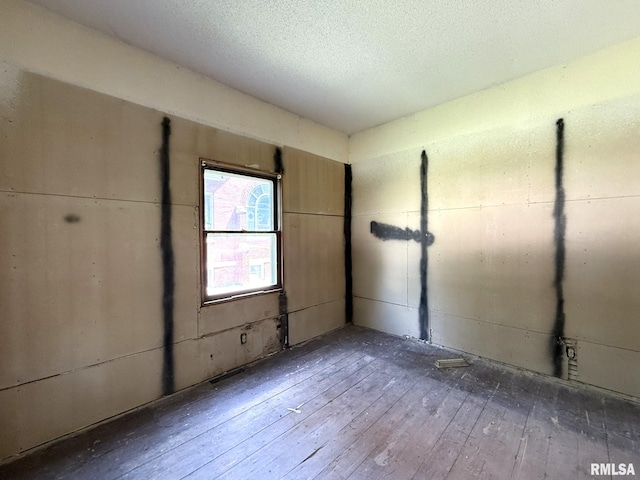 208 S Main St, Avon, IL 61415 - photo 22