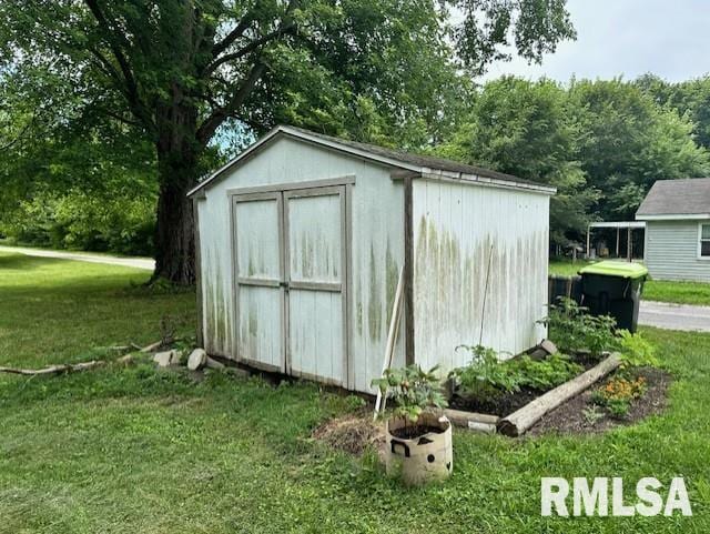 589 E Independence Ave, Jacksonville, IL 62650 - photo 12