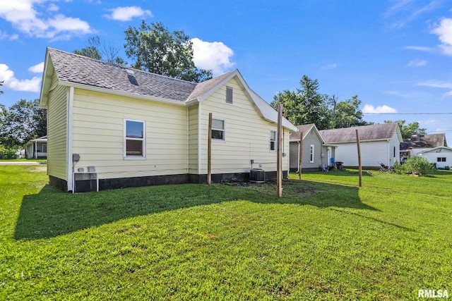 318 S Curtis St, Edinburg, IL 62531 - photo 22