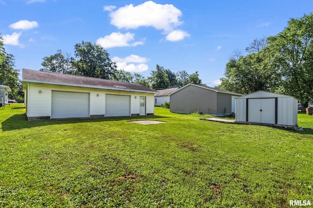 318 S Curtis St, Edinburg, IL 62531 - photo 5