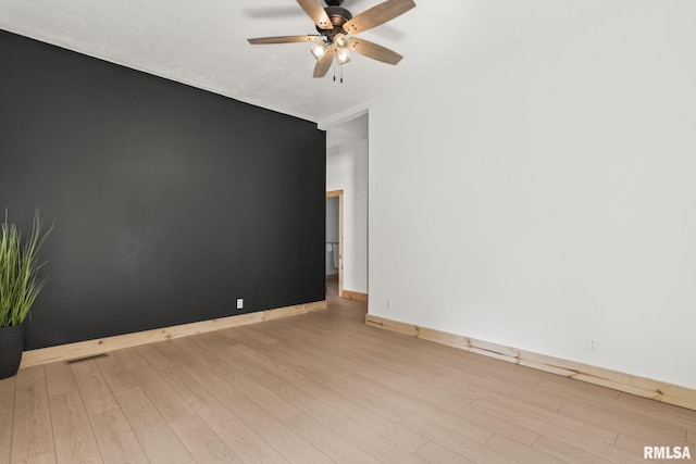 318 S Curtis St, Edinburg, IL 62531 - photo 8