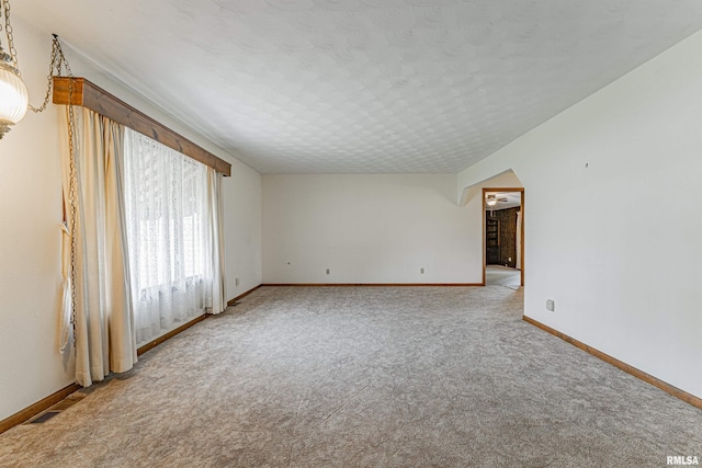 1025 N College St, Lincoln, IL 62656 - photo 4