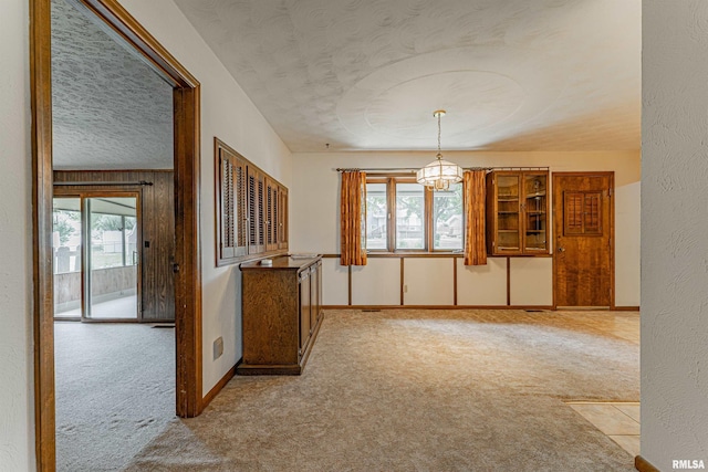 1025 N College St, Lincoln, IL 62656 - photo 7