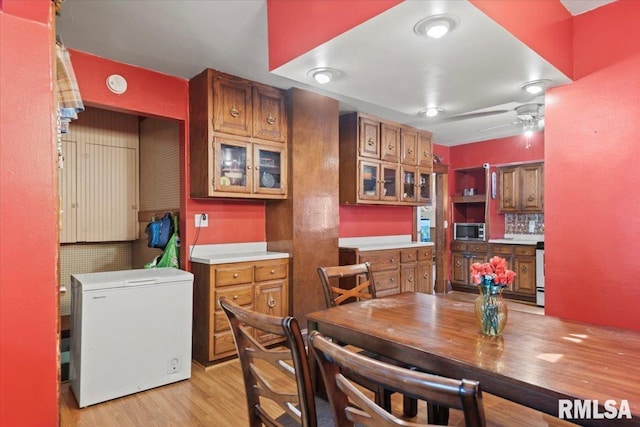 909 E College Ave, Jacksonville, IL 62650 - photo 14