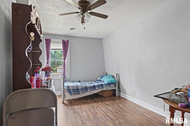 909 E College Ave, Jacksonville, IL 62650 - photo 24