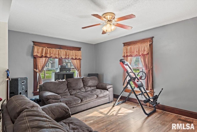 909 E College Ave, Jacksonville, IL 62650 - photo 6