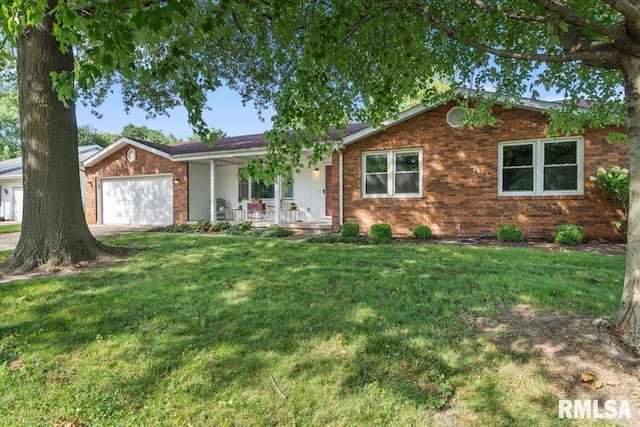 2617 Stratford Dr, Springfield, IL 62704 - photo 3