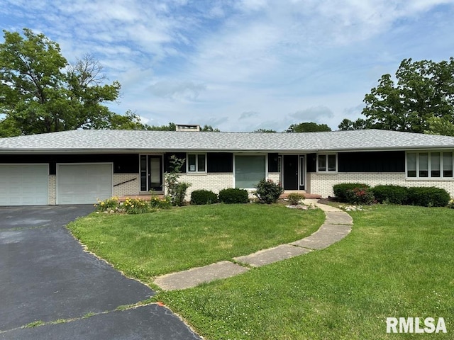 8 Mara Ln, Taylorville, IL 62568 - photo 1