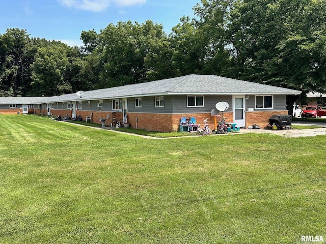 750 E Chambers St, Jacksonville, IL 62650 - photo 2