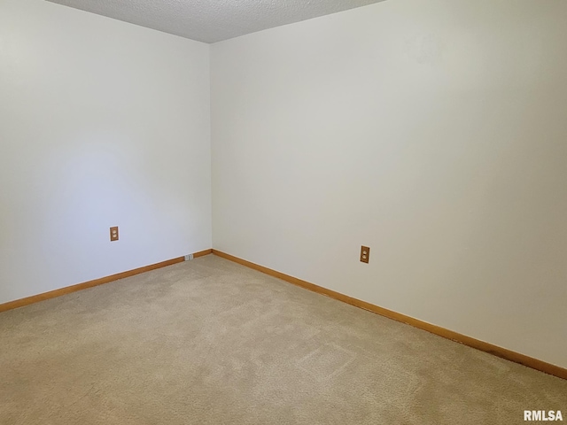 429 Weaver St, Nokomis, IL 62075 - photo 23