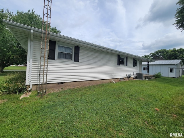 429 Weaver St, Nokomis, IL 62075 - photo 31