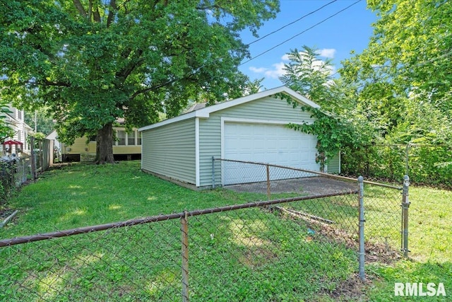 1025 N Walnut St, Springfield, IL 62702 - photo 30