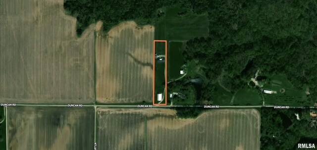 1752 Duncan Rd, Roodhouse, IL 62082 - photo 2