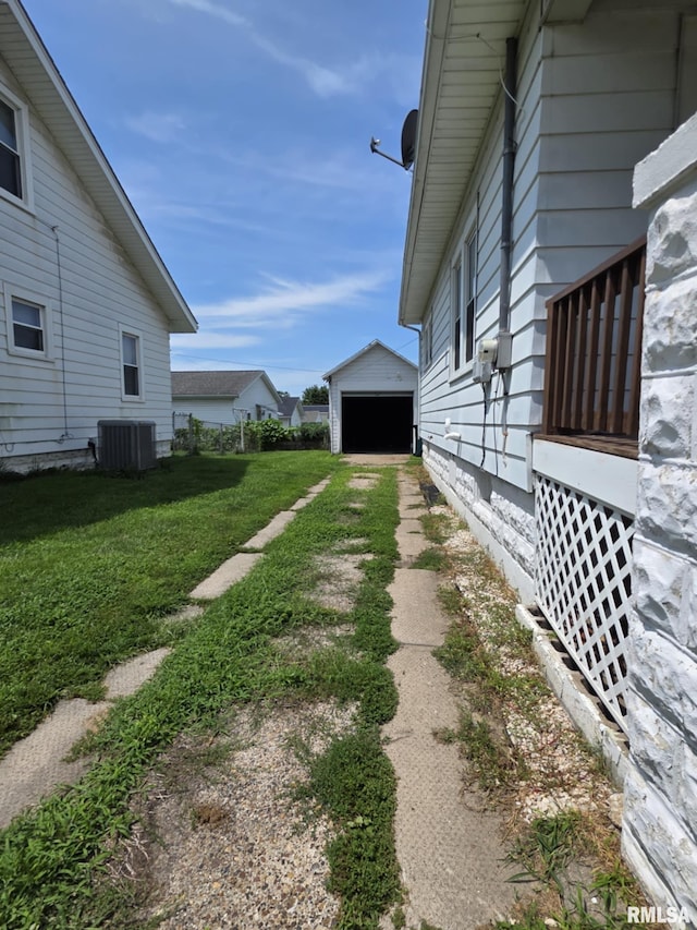 733 N 28th St, Quincy, IL 62301 - photo 3