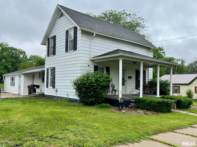 212 S 1st St, Carthage, IL 62321 - photo 1