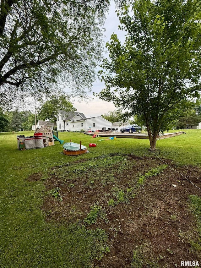 212 S 1st St, Carthage, IL 62321 - photo 34