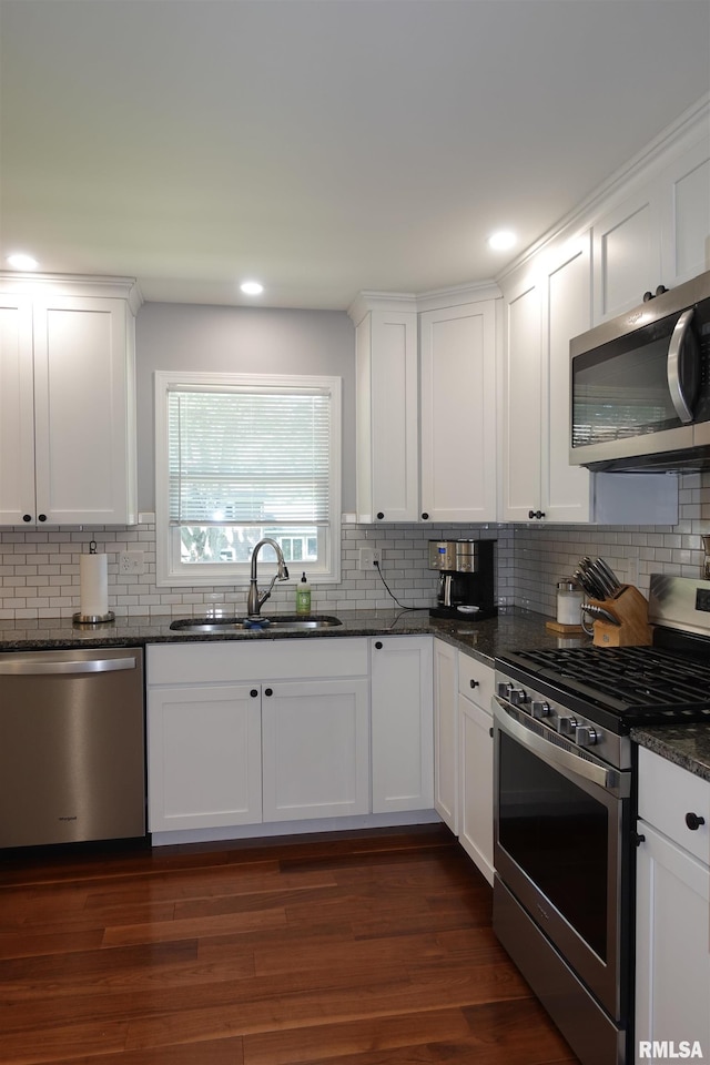 532 Kings Canyon Blvd, Galesburg, IL 61401 - photo 29