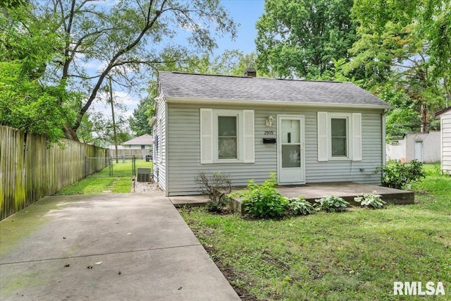 2909 S Glenwood Ave, Springfield, IL 62704 - photo 2