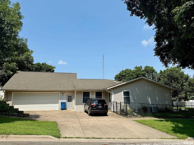 503 N 7th St, Petersburg, IL 62675 - photo 2