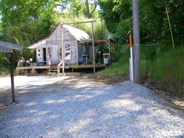 view of front of house