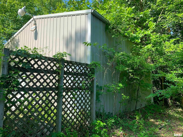 view of shed / structure