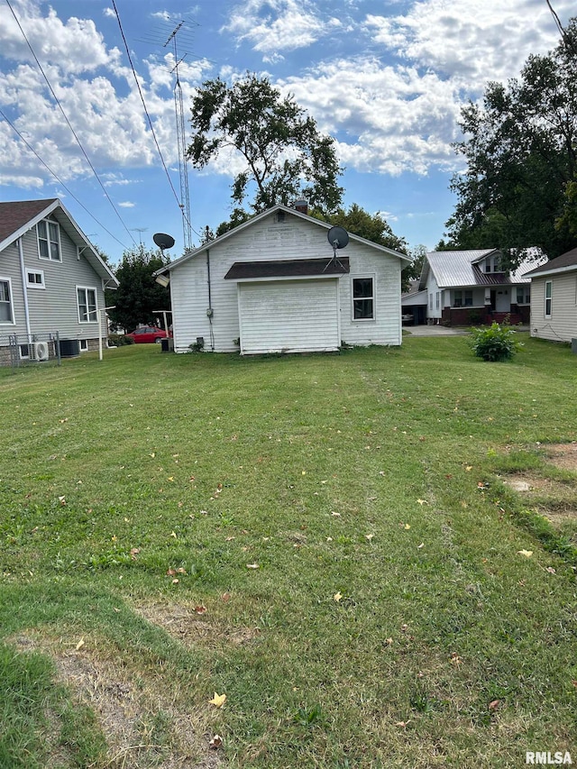 exterior space with a lawn