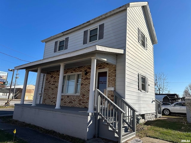 view of front of house with covered porch