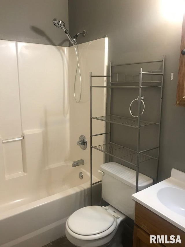 full bathroom featuring vanity, toilet, and shower / bathing tub combination