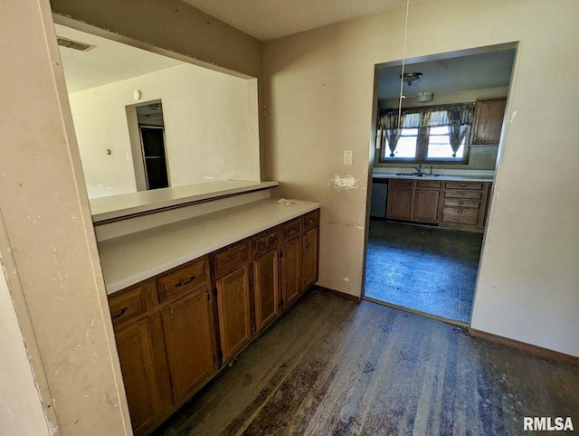 608 N Oakland Ave, Carbondale, IL 62901 - photo 8