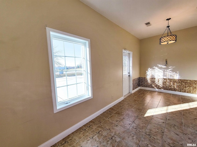 500 W 12th St, Flora, IL 62839 - photo 41