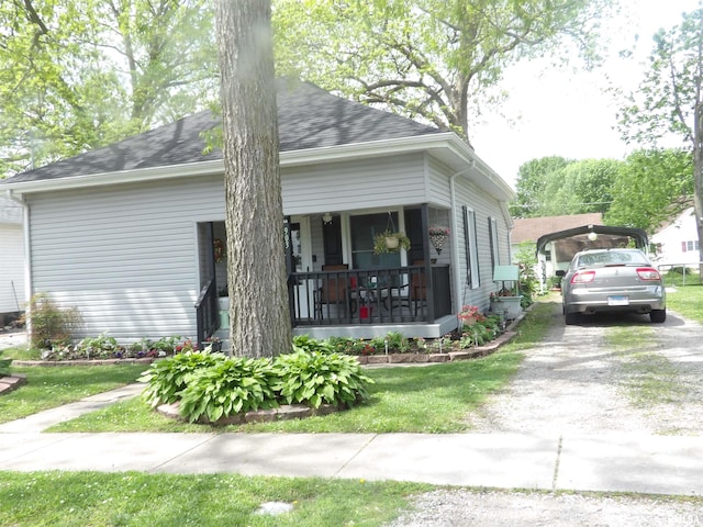 view of front of property with covered porch