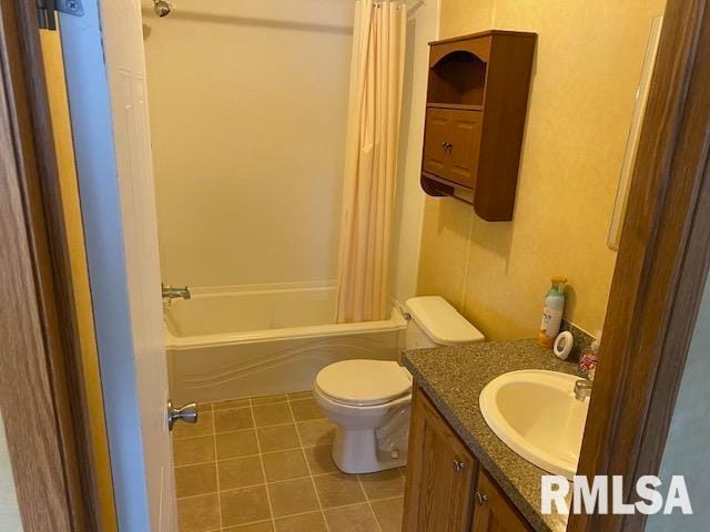 full bathroom with shower / bathtub combination with curtain, vanity, toilet, and tile floors