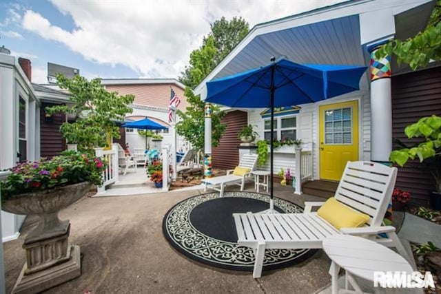 521 S Park Ave, Herrin, IL 62948 - view of patio / terrace