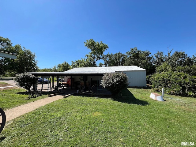 exterior space featuring a front lawn