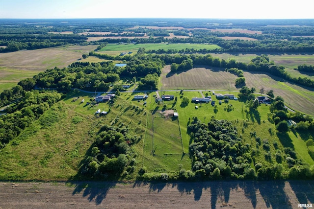 birds eye view of property featuring a rural view