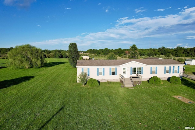 view of front of property with crawl space and a front yard