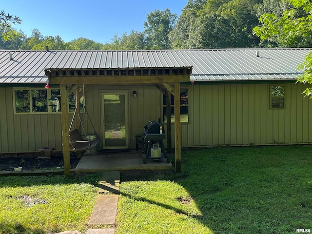 exterior space with a front yard