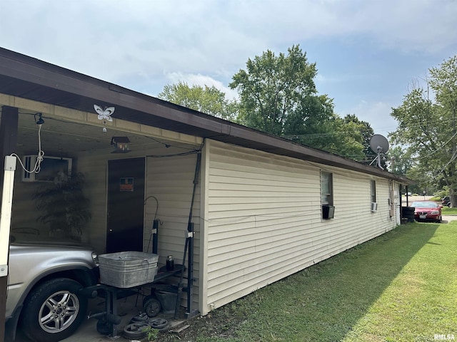 2202 Illinois Ave Unit 3 & 4, Murphysboro, IL 62966 - view of side of home with a lawn