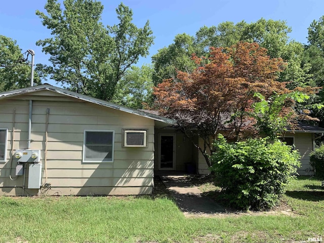 5281-5287 Country Club Rd Unit 2, Murphysboro, IL 62966 - rear view of house