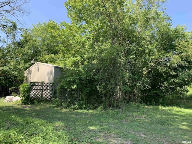5281-5287 Country Club Rd Unit 2, Murphysboro, IL 62966 - view of yard