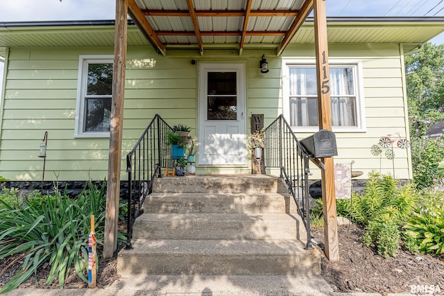 view of entrance to property