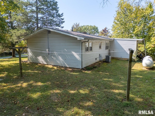 25 Lees Dr, Creal Springs, IL 62922 - view of home's exterior with a yard and central air condition unit