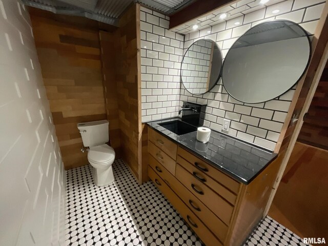 223 N Broadway St, Centralia, IL 62801 - photo 17