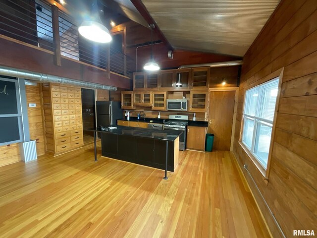 223 N Broadway St, Centralia, IL 62801 - photo 9